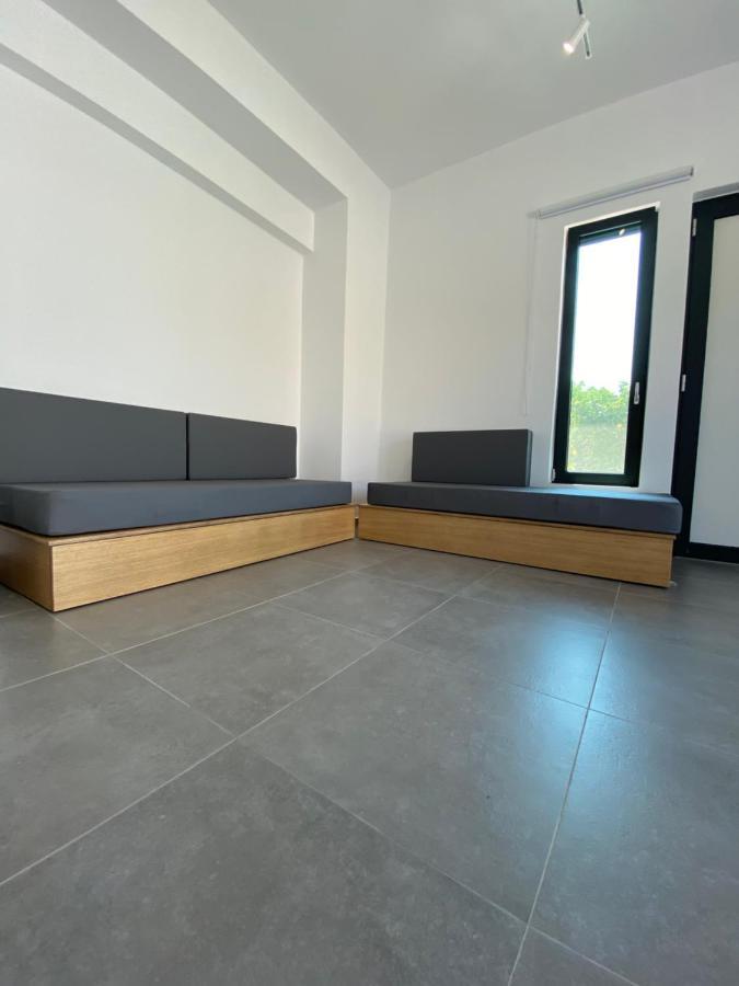 Lefko Apartment *