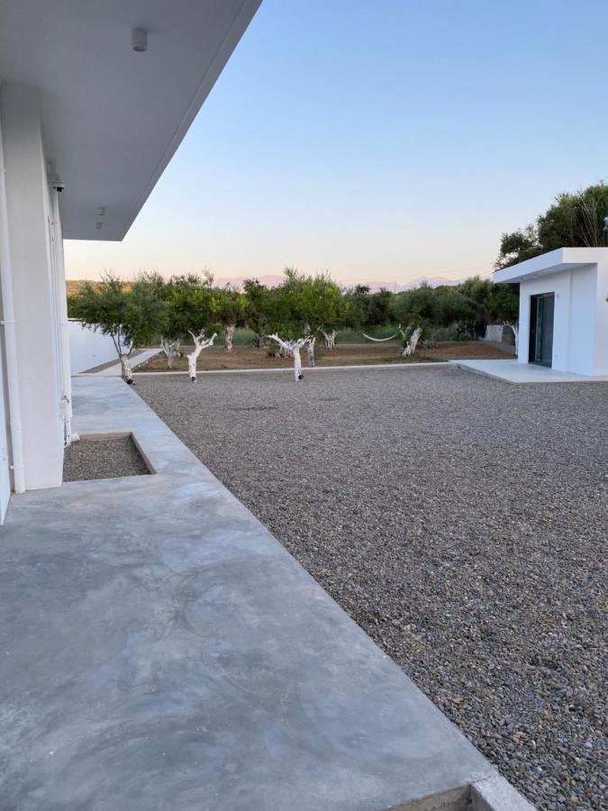 Apartment Lefko Tavronitis (Crete)